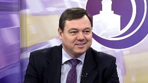 Владислав Пинаев назначил директором школы № 100 Дмитрия Язовских